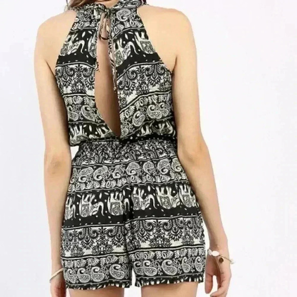 𝅺New Black Boho Elephant & Paisley Print Romper Sm - Picture 2 of 5